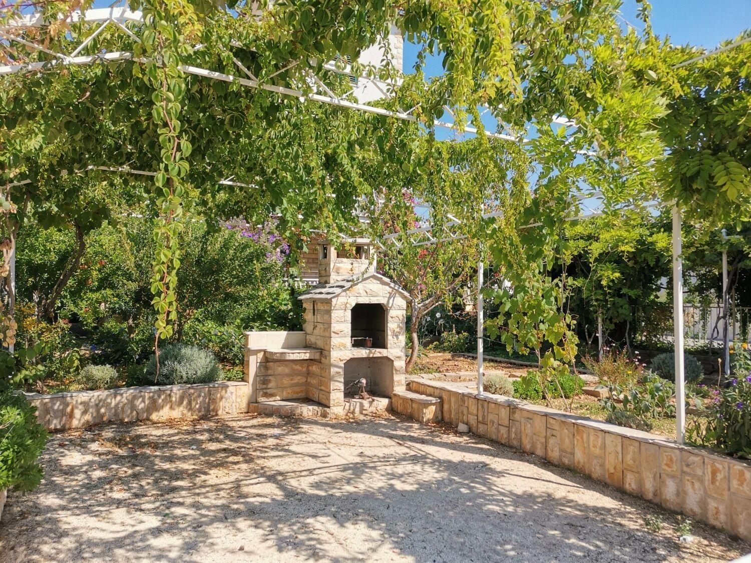 Apartments Srdan Vinišće Kültér fotó